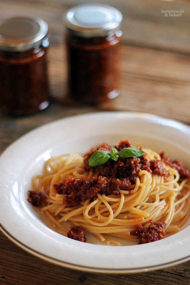 tomatenpesto im glas