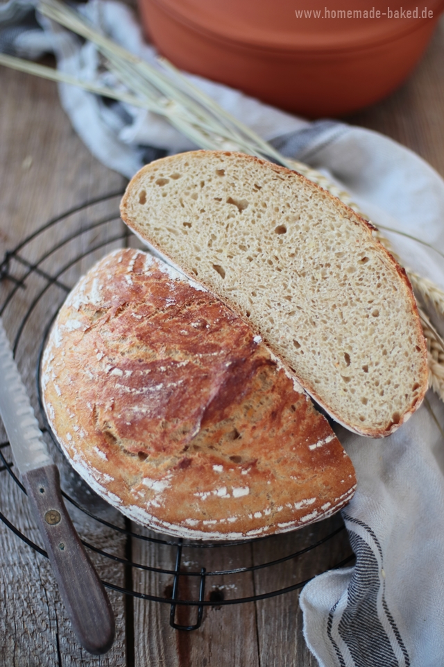 Einfaches Kartoffel-Buttermilch-Brot aus dem Römertopf® | Brot backen ...