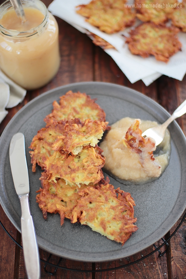 Kartoffelpuffer mit Apfelmus wie von Oma | aus 3 Zutaten