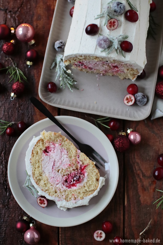 mandel cranberry biskuitrolle: weihnachtliche roulade 