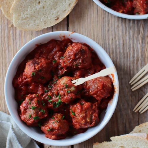 albondigas con salsa de tomate, spanische hackbällchen in tomatensauce