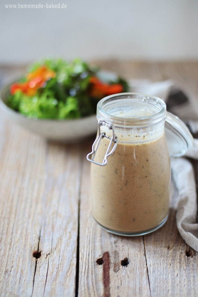 salatdressing auf vorrat mit joghurt, senf und honig 
