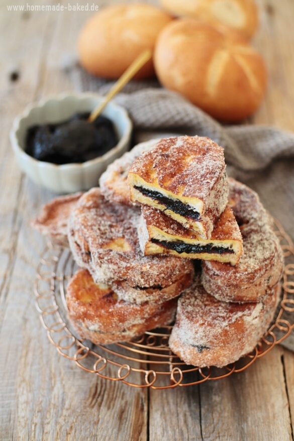 Bayerische Zwetschgenbavesen wie von Oma: Brötchen-Resteverwertung