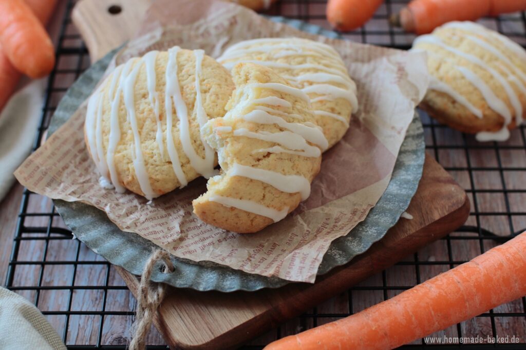 carrot cake cookies: karottenkekse mit cheescake-füllung