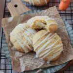 carrot cake cookies: karottenkekse mit cheescake-füllung