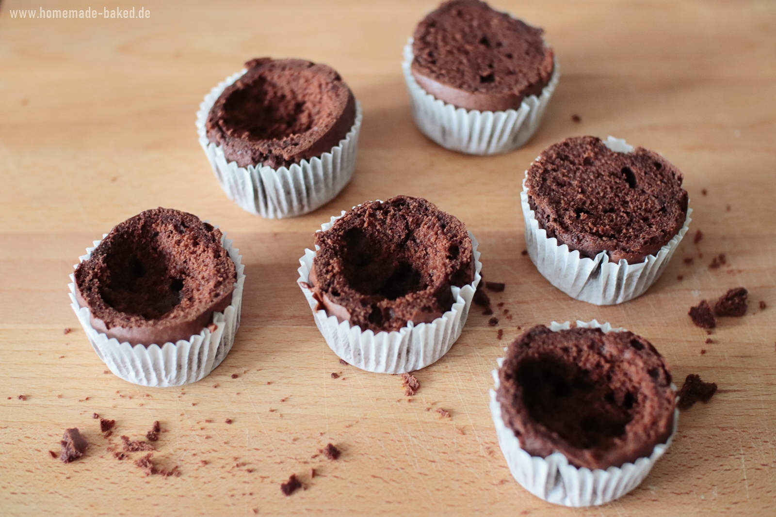 Maulwurf-Muffins im Topf mit Bananen und Erdbeeren: Rezept mit und ohne ...