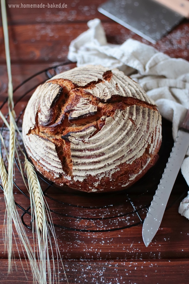 No Knead Mischbrot mit Sauerteig: Einfaches Sauerteigbrot ohne Hefe