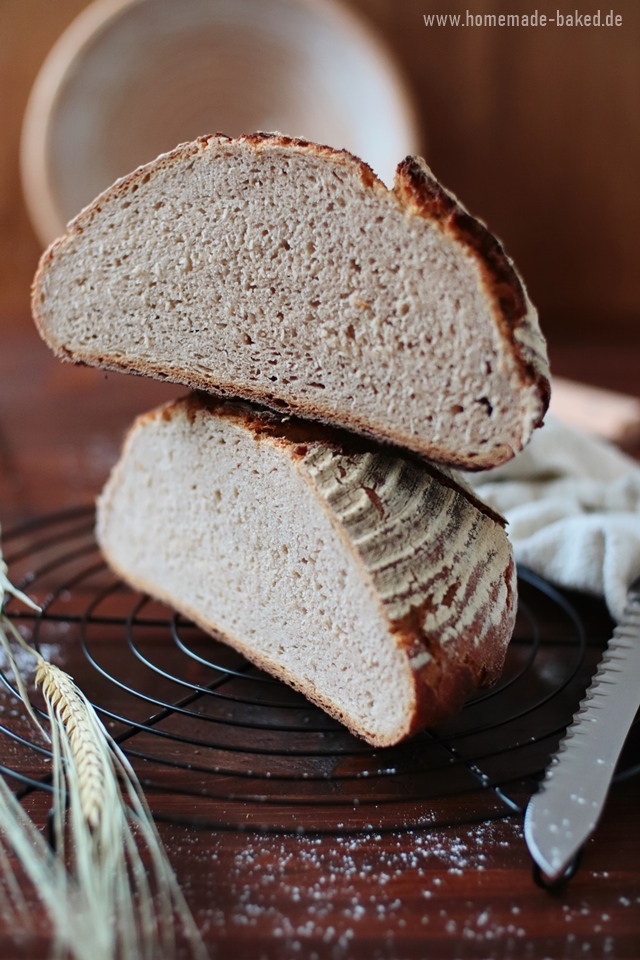 No Knead Mischbrot mit Sauerteig: Einfaches Sauerteigbrot ohne Hefe