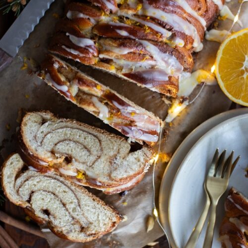 kanellängd: schwedisches zimtbrot mit orangenguss