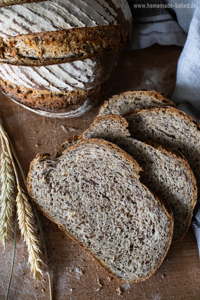 einfaches buttermilch-leinsamen-brot ohne sauerteig und mit wenig hefe gebacken