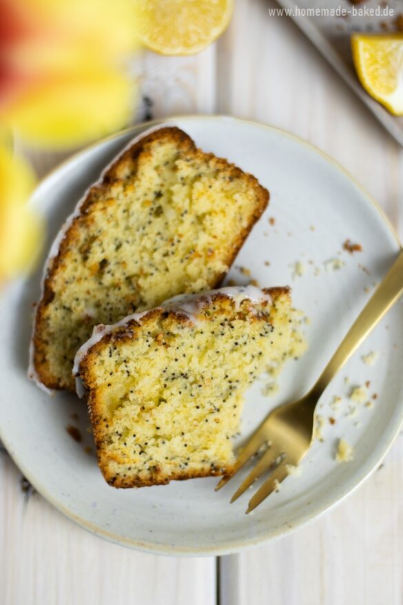 Zitronen-Mohn-Kuchen: Frisch, saftig & einfach Lecker! Zitronen-Mohn-Kuchen: Frisch, saftig & einfach Lecker!