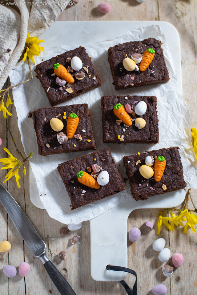 Gesunde Osterbrownies – Bananenbrownies ohne Zucker & Mehl