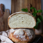 Pane Cafone Napoletano: Einfaches neapolitanisches Bauernbrot - perfekt zu Antipasti