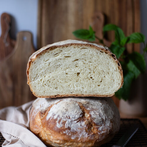 Pane Cafone Napoletano: Einfaches neapolitanisches Bauernbrot - perfekt zu Antipasti