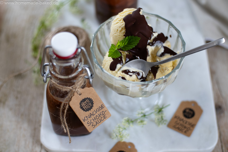 Mango-Maracuja-Sauce & knackige Schoko-Glasur – Eis-Saucen einfach selber machen