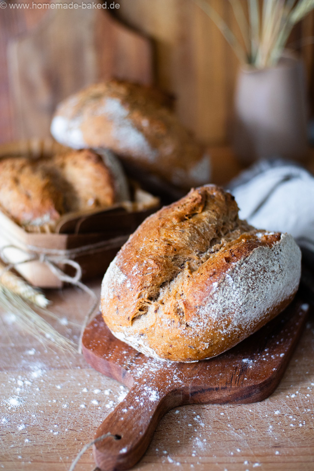 Rustikales No-Knead-Brot mit Leinsamen – einfach, aromatisch und ganz ohne Kneten
