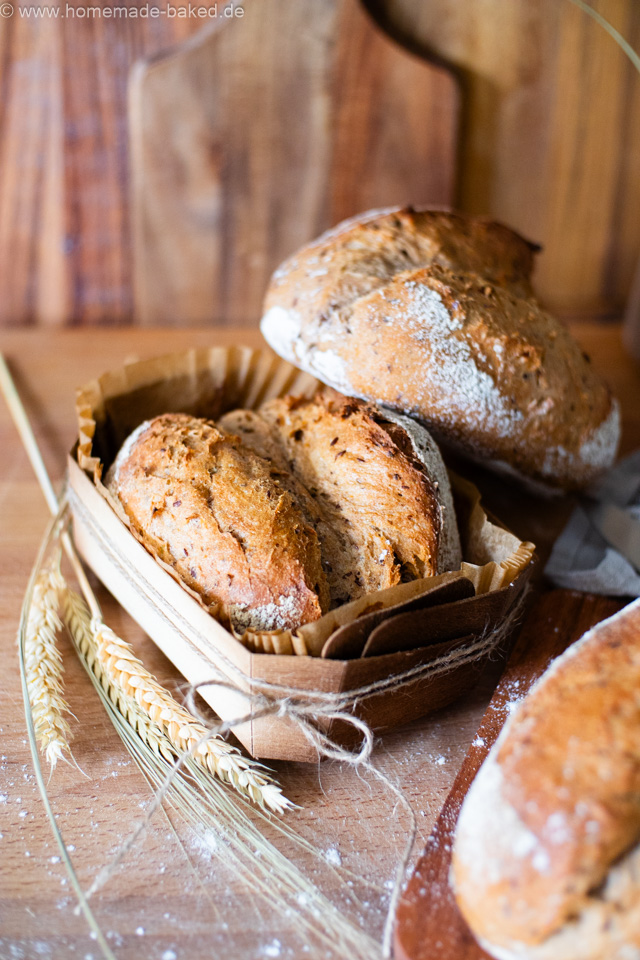 Rustikales No-Knead-Brot mit Leinsamen – einfach, aromatisch und ganz ohne Kneten