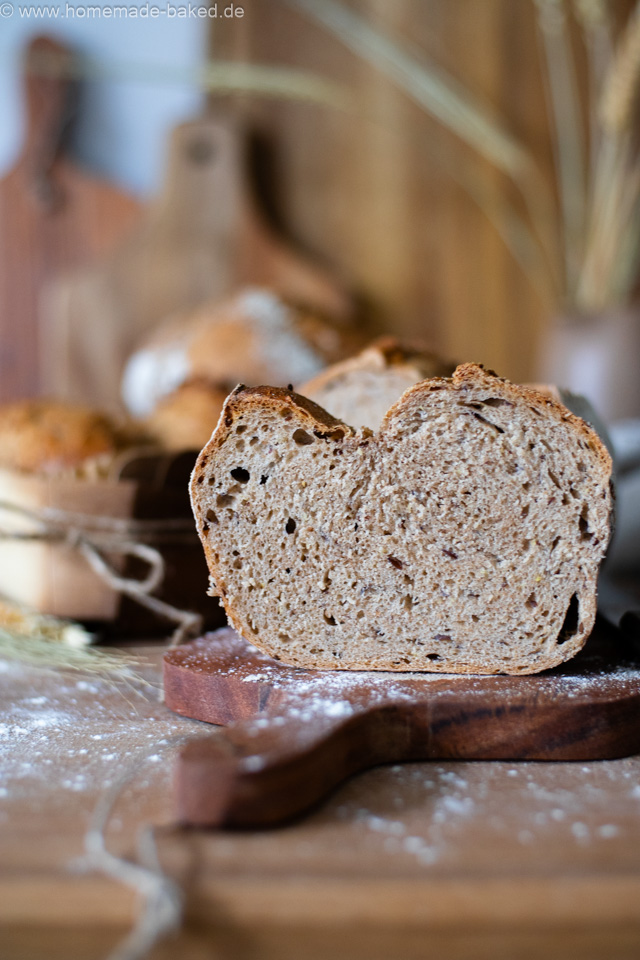Rustikales No-Knead-Brot mit Leinsamen – einfach, aromatisch und ganz ohne Kneten