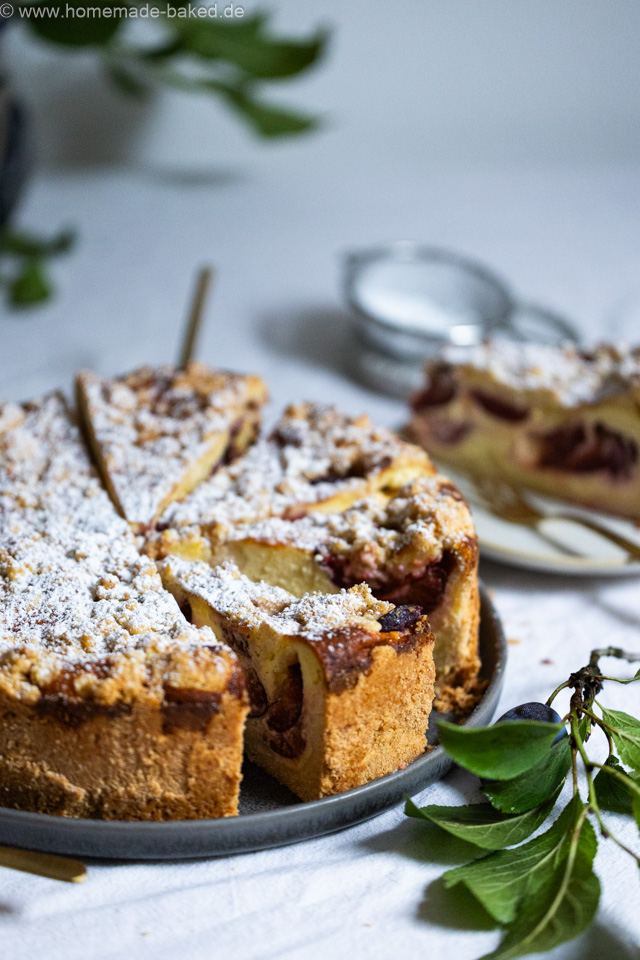 Bester Zwetschgen-Streusel-Käsekuchen - fruchtig, cremig und knusprig