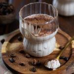 Kaffee-Quark-Creme: Blitzschnelles Quarkdessert mit Espresso aus nur 5 Zutaten