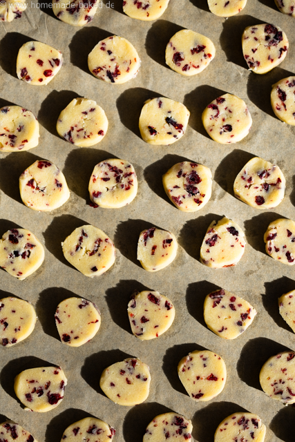 Cranberry Shortbread – zart, buttrig und schnell gemacht