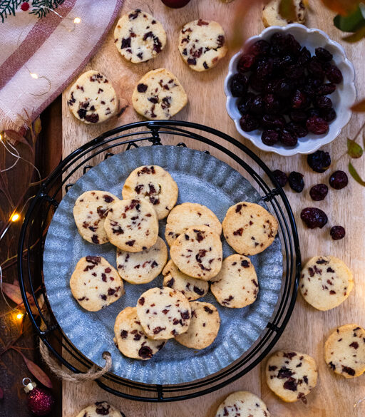Spekulatius Kirsch Schnitten: Ein weihnachtlicher Blechkuchen