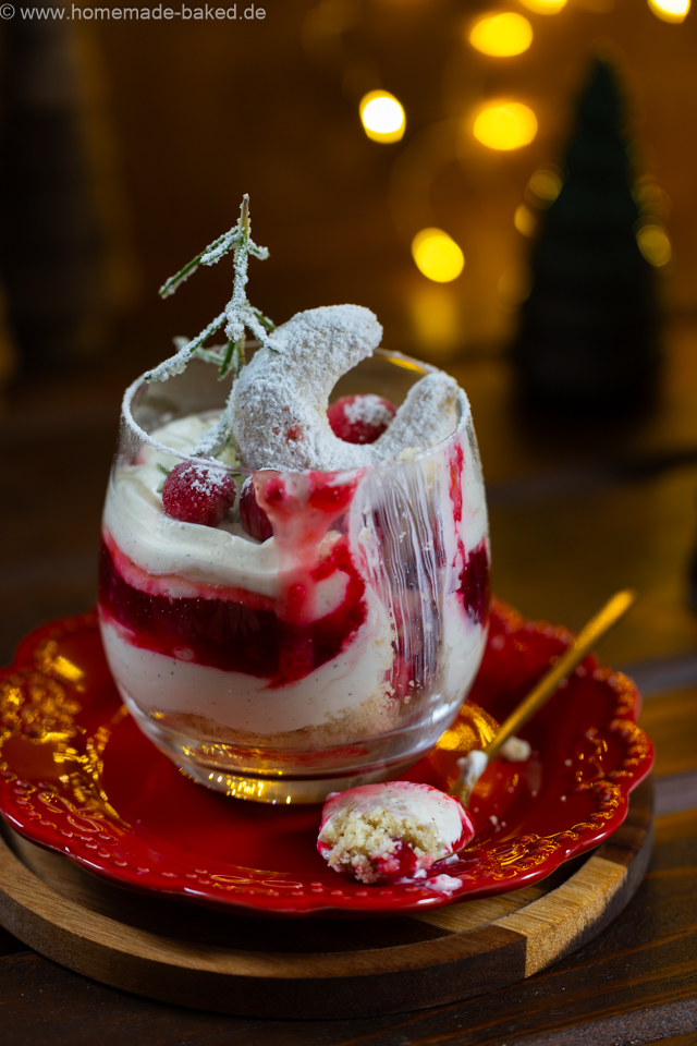Vanillekipferl-Dessert mit Cranberrys – das perfekte Weihnachtsdessert