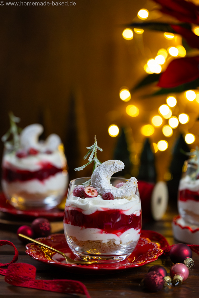 Vanillekipferl-Dessert mit Cranberrys – das perfekte Weihnachtsdessert